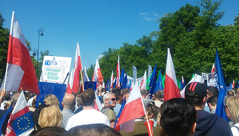 KOD Demonstration, Warsaw 2016