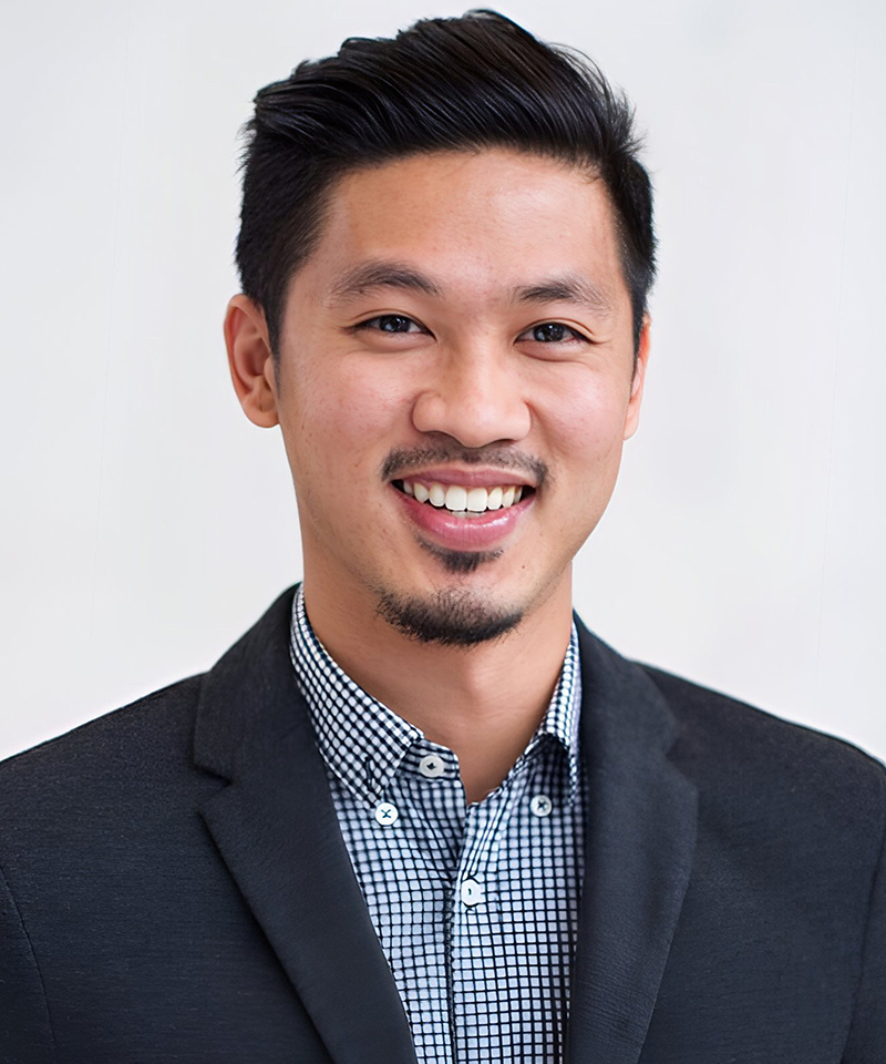 Steven Liao headshot photo