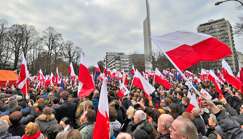 A demonstration organised by the Committee for the Defence of Democracy (KOD) in front of the Sejm in Warsaw