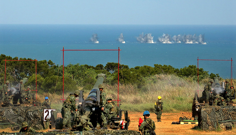Photo of a Taiwan military exercise which which trains soldiers to preemptively counter enemy boats attempting a covert landing