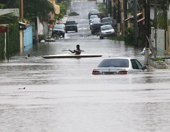 Photo of a flooded street in Lauro de Freitas (Brazil, 2010)