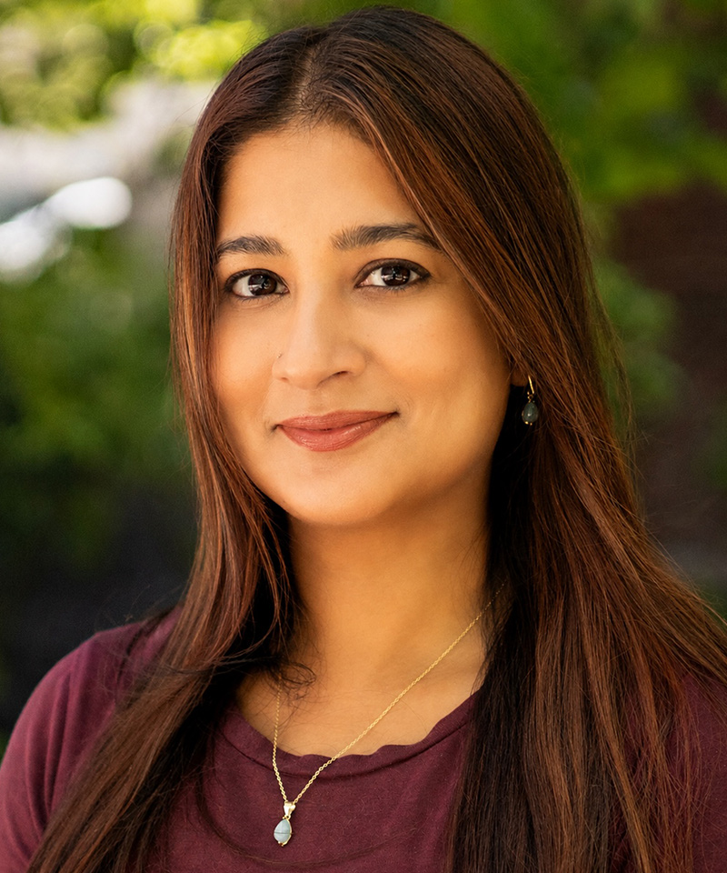 Beenish Pervaiz headshot photo